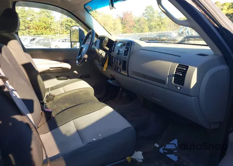 2007 Chevrolet Silverado 1500 Work Truck z USA, uszkodzony, nr VIN 2GCEC13C671647428